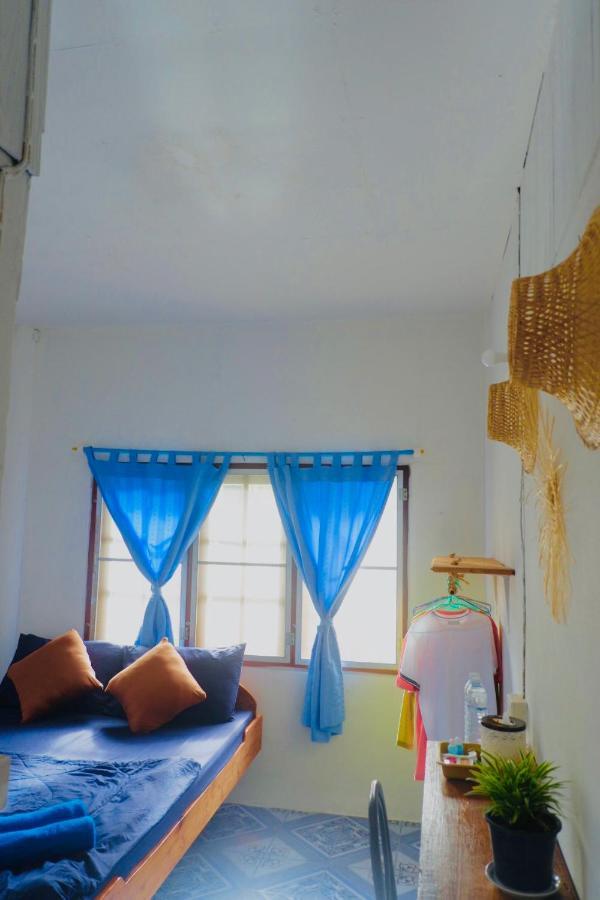 Lungkluay Homestay Ko Kut Exterior foto